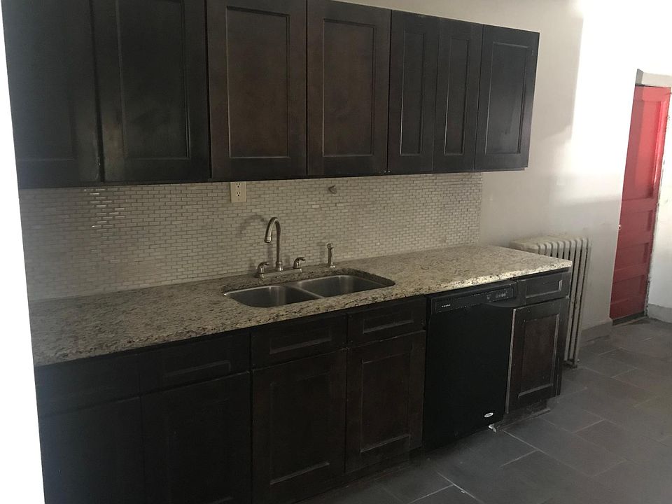 1st image of 73 Carroll St #1A