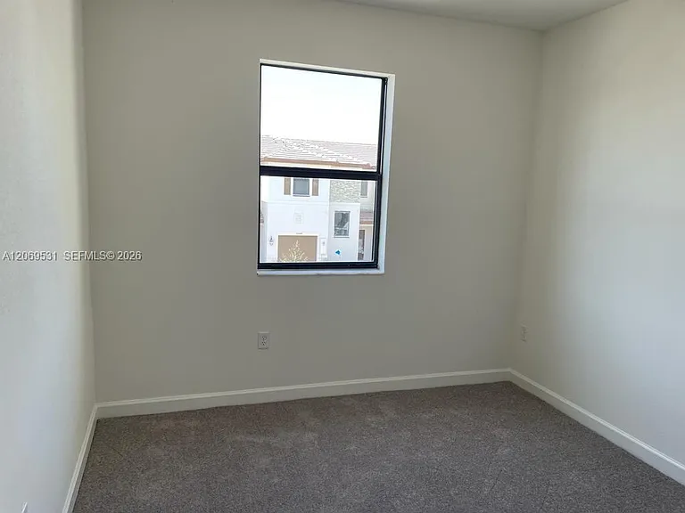 10007 SW 231st Ln — Photo 13