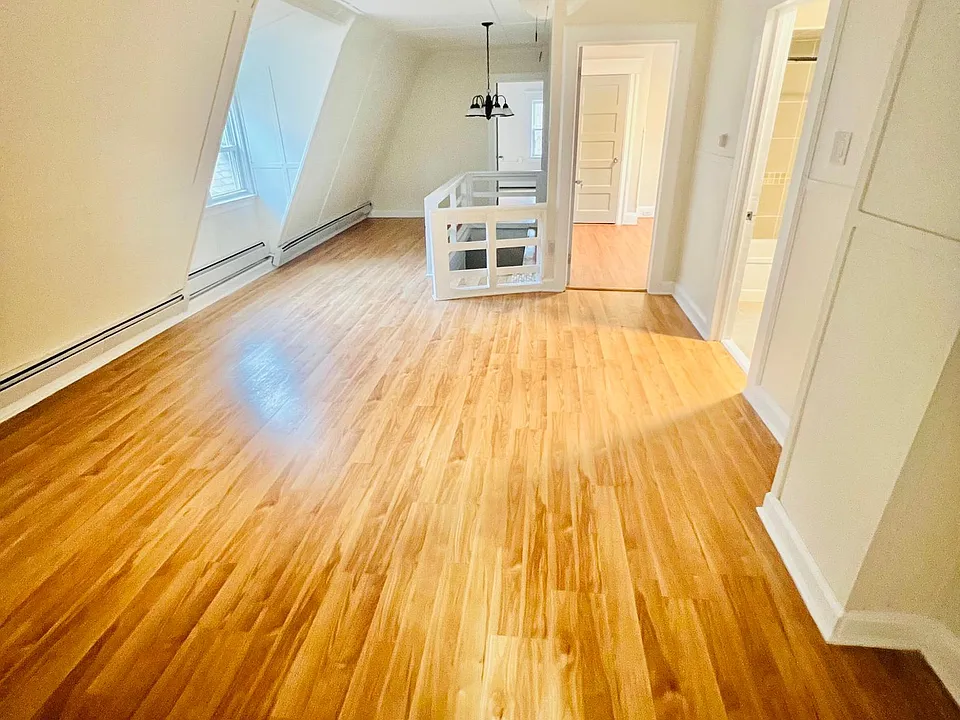 153 Montgomery St #3