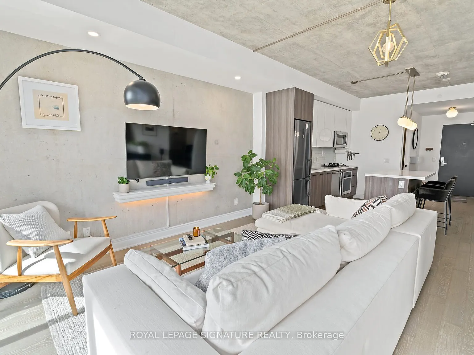 The Harlowe — Photo 2