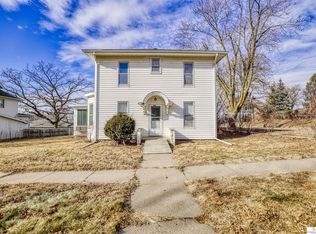 100 S Thomas Ave, Oakland, NE 68045