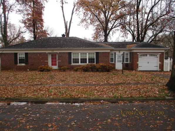 316 W Main St, Lebanon, IL 62254