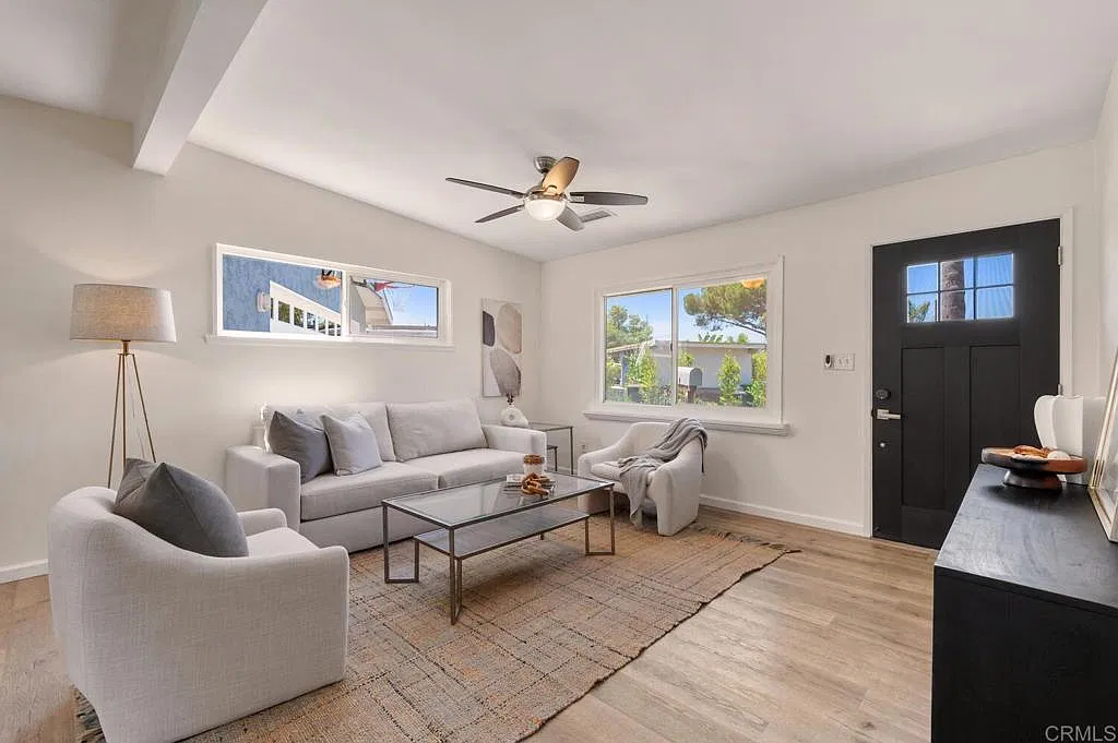 3 bed, 1008 sqft, $4,995 — Photo 1