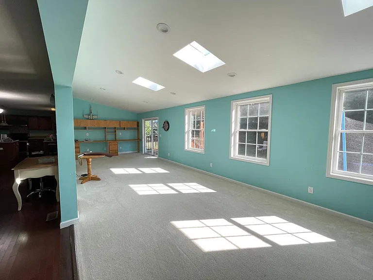 2084 Country Glenn Ln — Photo 8