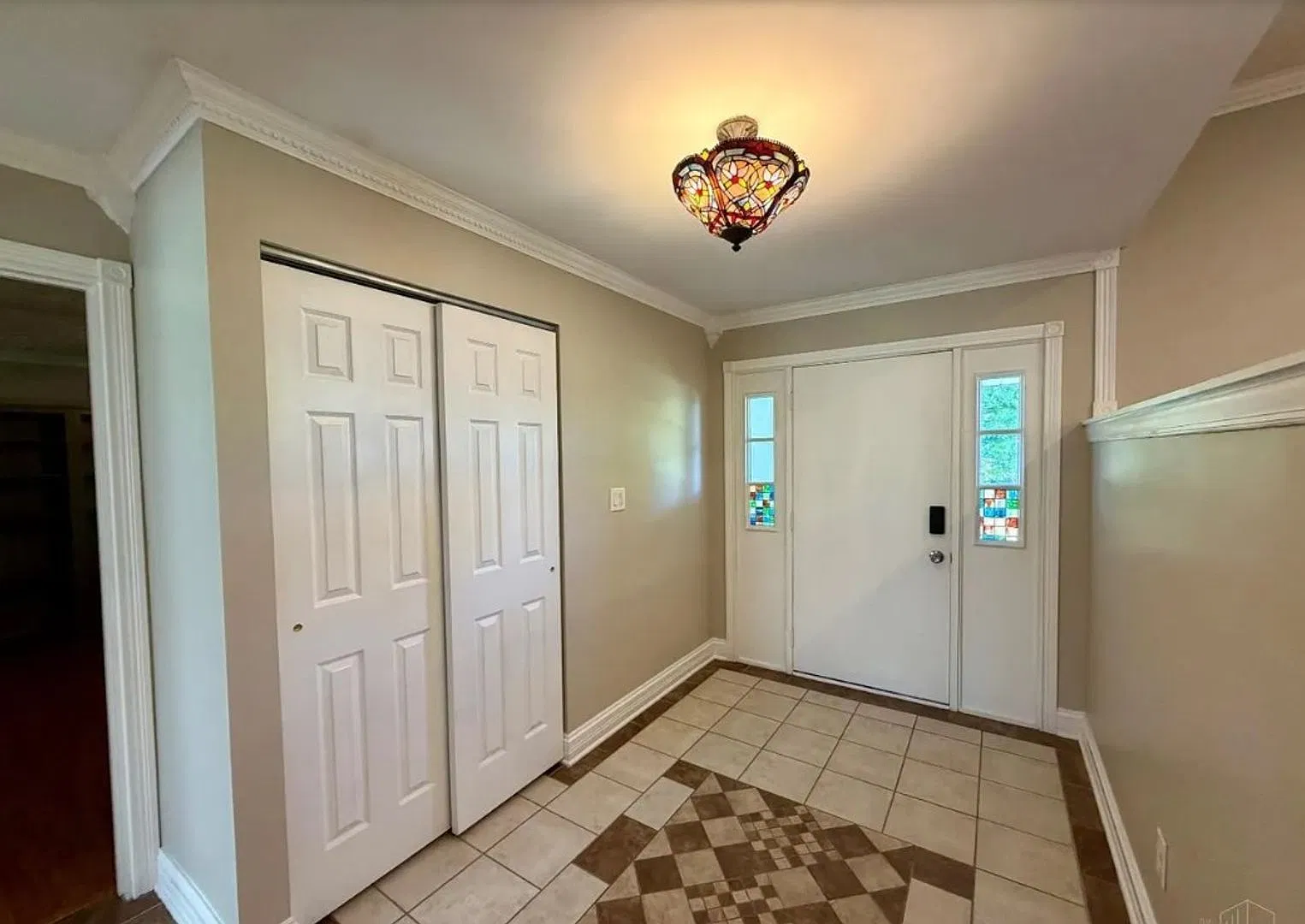 Spacious 4-Bedroom West Chester Home with Updated Kitchen, Finished Rec Room & Oversized Garage — Photo 4
