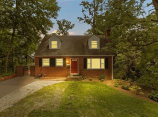 2111 N Irving St, Arlington, VA 22201