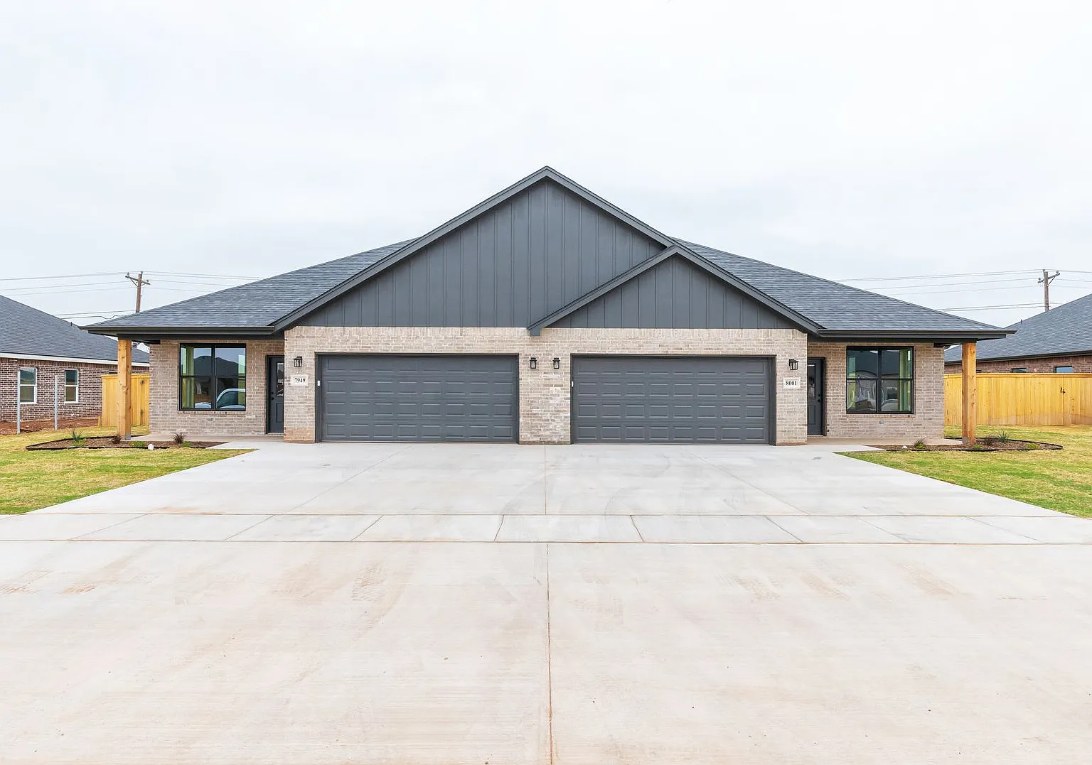 New Construction! 3 Bedroom, 2 Bath, 2 Car Garage — Photo 1