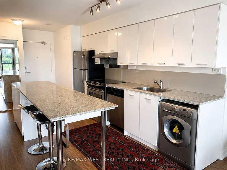 33 Singer Ct #1208 — Photo 8