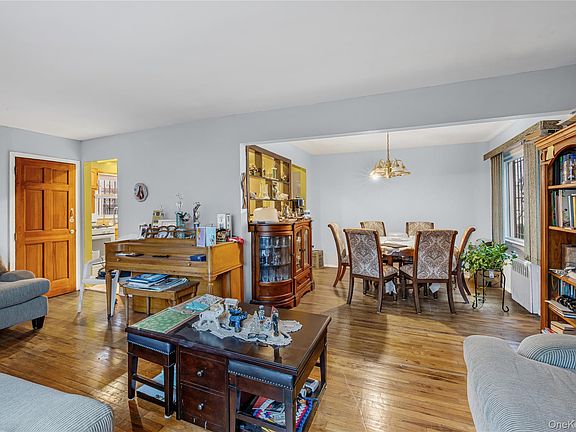 5th image of 30-19 Bessemund Avenue
