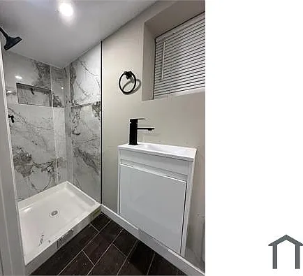 5746 Walton Ave — Photo 35