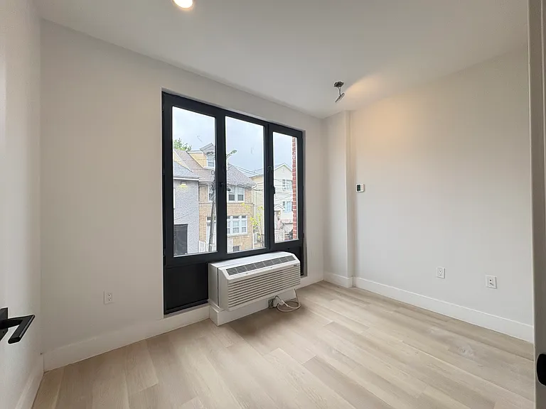 314 Forrest St #601 — Photo 5