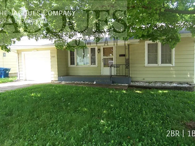 2327 N Delaware Ave — Photo 1