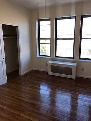 Rented by Ben Bay Realty Co. of Bay Ridge | media 22
