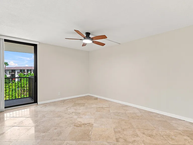 1301 River Reach Dr #514 — Photo 25