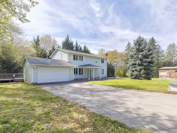 7764 Azalea Glen Rd, Glendale, OR 97442