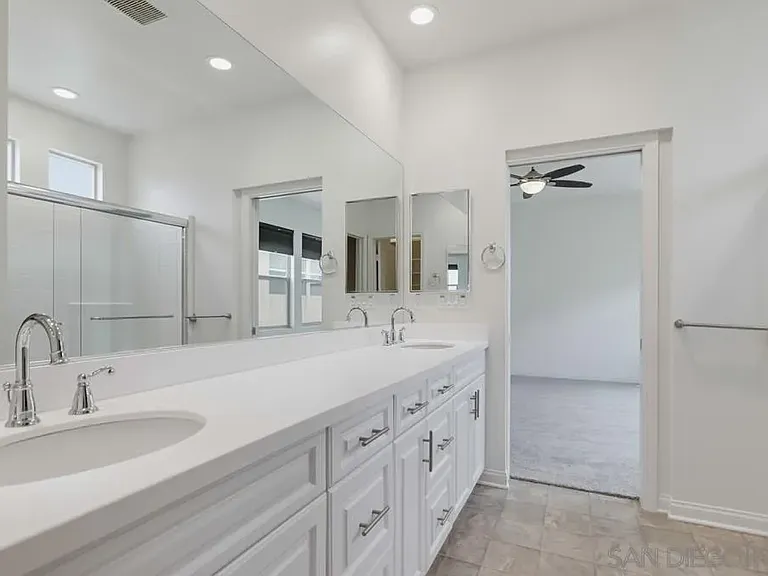 1041 Sea Glass Way — Photo 32