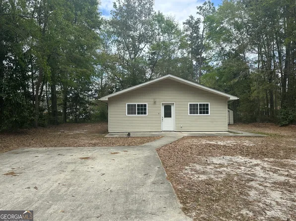 245 Palmhurst Dr, Folkston, GA 31537