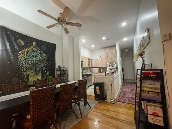 264 9th Street image 2 of 8