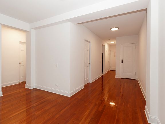4th image of 150 Greenway Ter APT 25E
