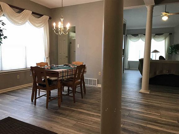 5th image of 1293 Brady Hollow Ln