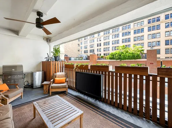 380 West 12th Street image 1 of 11