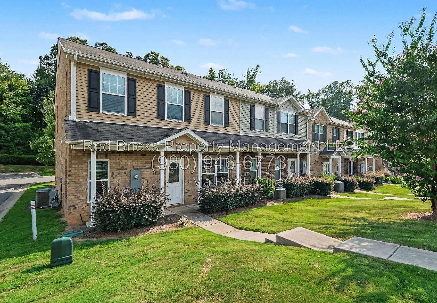 3 bed, 3.0 bath, 1726 sqft, $2,095 — Photo 3