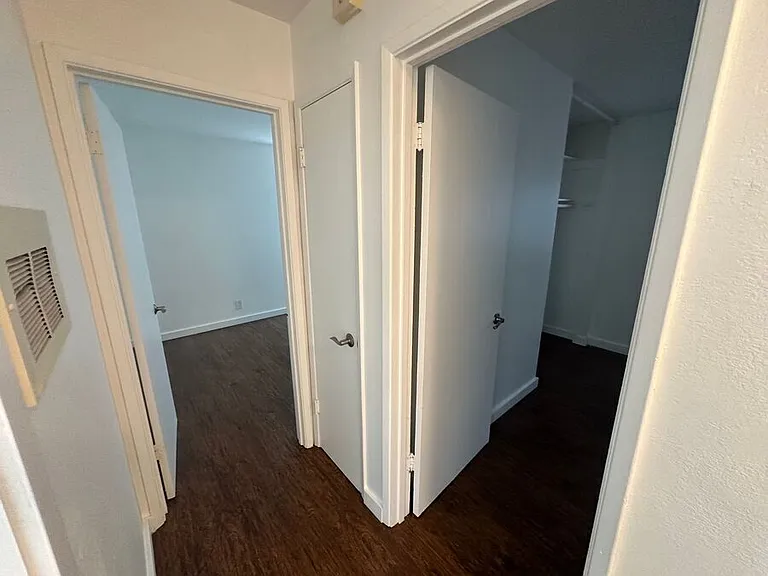 2231 Ward St — Photo 10