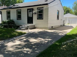 8064 Elm St, Taylor, MI 48180