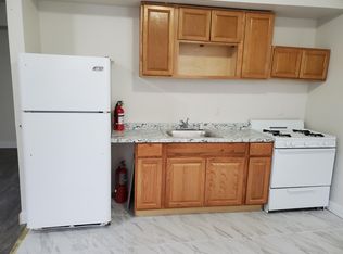 1 Roosevelt Ter #A1, Irvington, NJ 07111