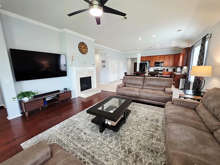 7142 Breton Bay Pass — Photo 12