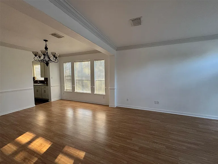 6311 Auburn Terrace Ct — Photo 3