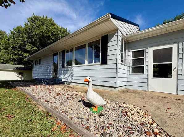 1400 W 7th St, Connersville, IN 47331