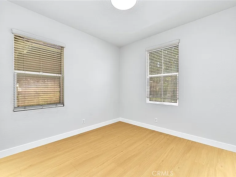 40 Freeman Ln — Photo 21
