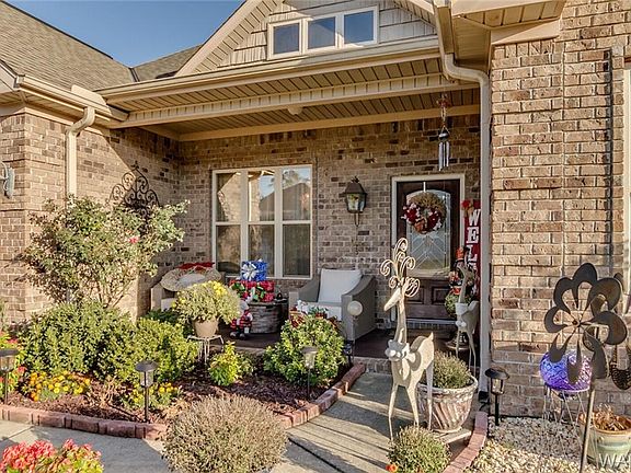 3rd image of 11617 Belle Meade Cir