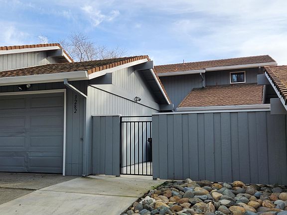 2nd image of 3282 Topaz Ln
