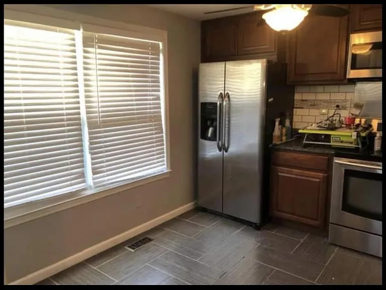 5458 King Arthur Cir — Photo 3