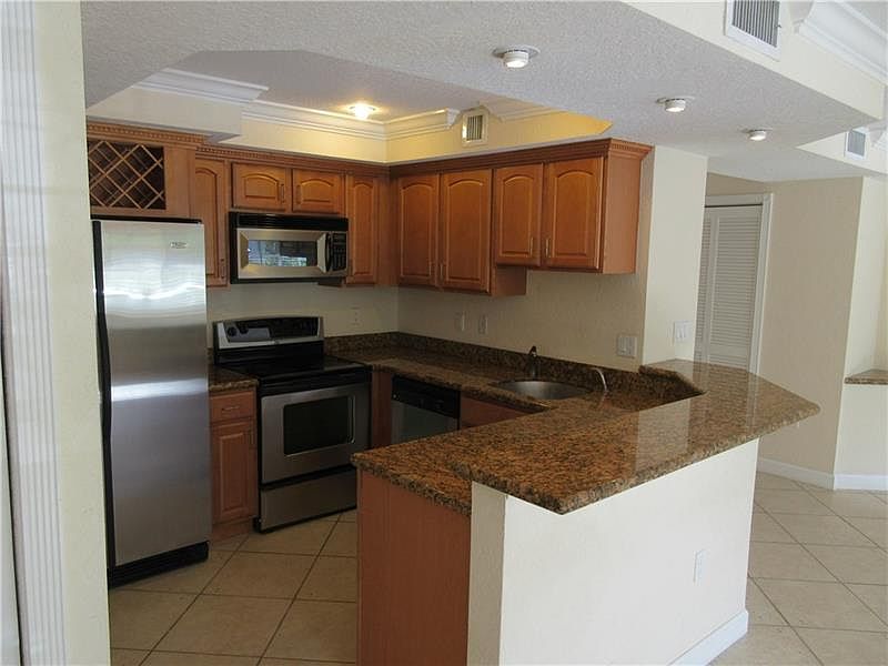 2nd image of 1515 NE 15th Ave