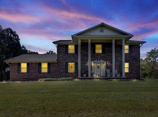 8700 Pleasant Hill Rd, Knoxville, TN 37924