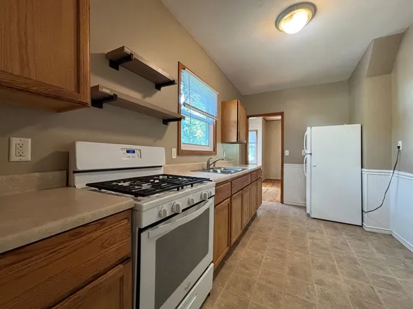 660 5th St East, 660 5th St E #1, Saint Paul, MN 55106