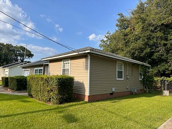 4th image of 613 Meadow Lane Dr