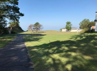 Beech Ave, Ludington, MI 49431