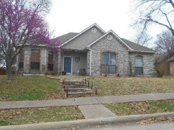 3802 Jennifer Ln, Rowlett, TX 75088