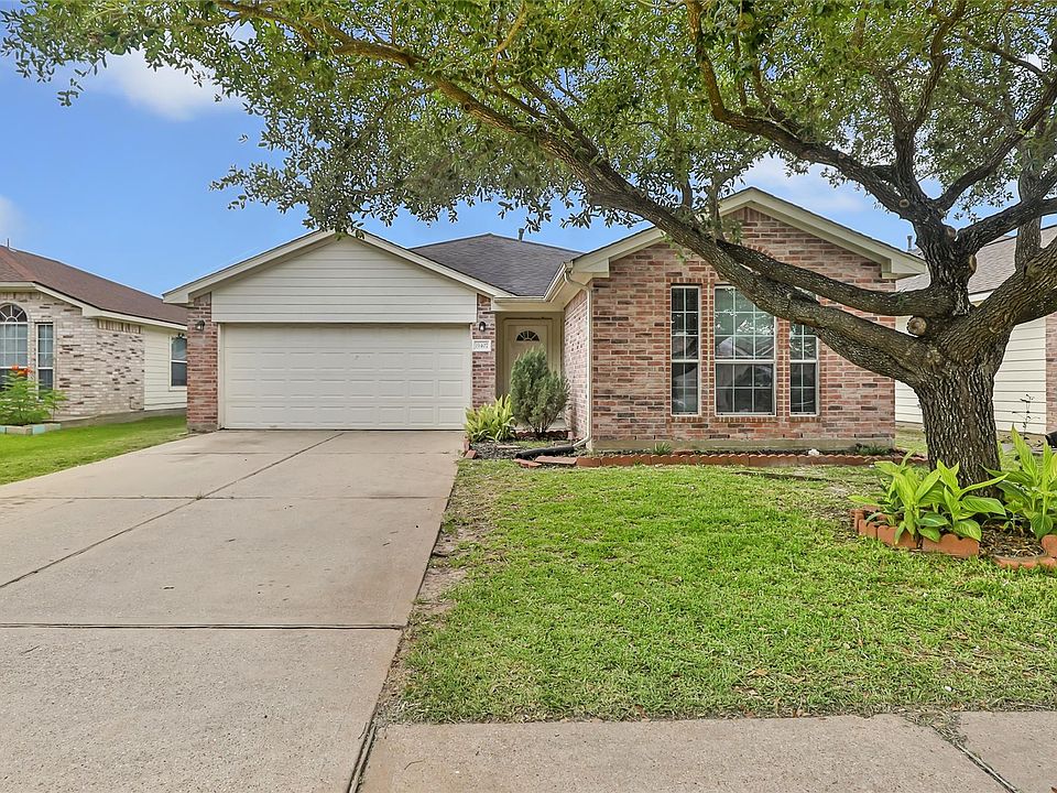 1st image of 19407 Otter Trail Ct