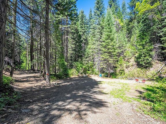 3rd image of 580 Blue Canyon Rd