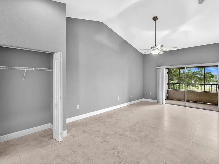 2881 N Oakland Forest Dr #105 — Photo 20