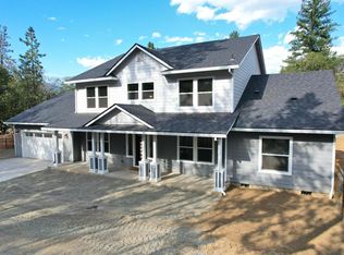 588 Upper Applegate Rd, Jacksonville, OR 97530