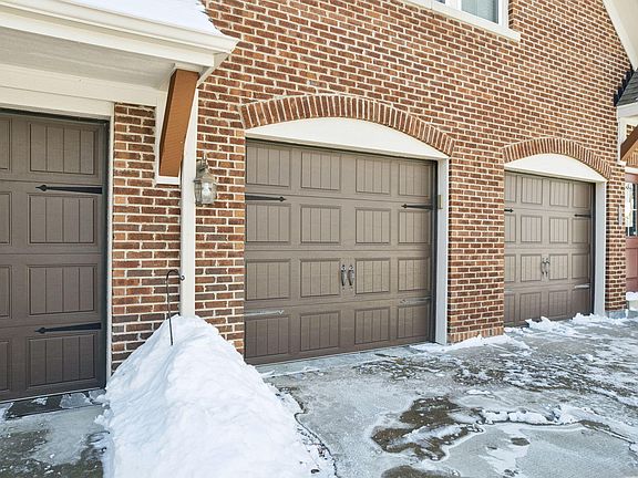 3rd image of 7509 Flintshire Dr #4-104