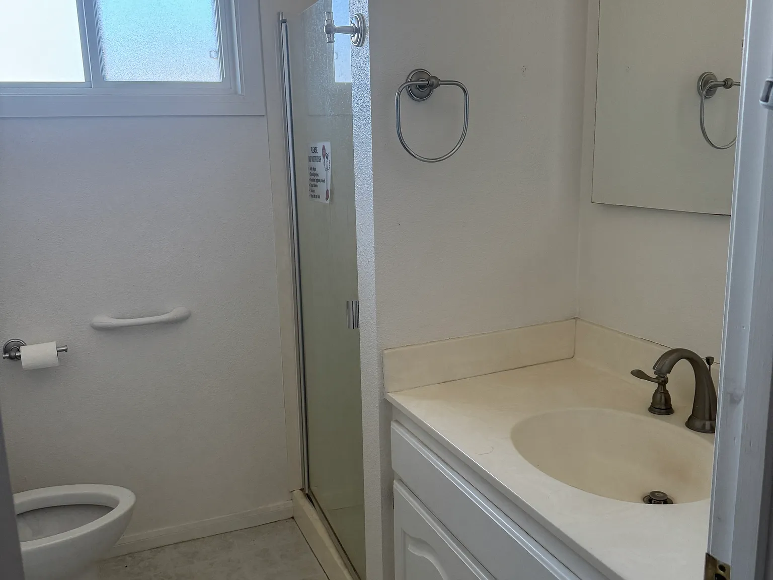 13471 Wynant Dr — Photo 2