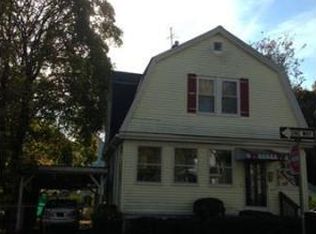 30 Rector Rd, Hyde Park, MA 02126