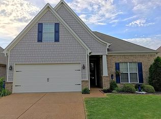 7372 Lauren Ln, Olive Branch, MS 38654